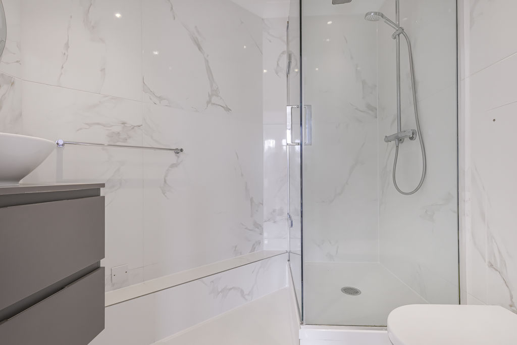 Photo 18- click for photo gallery